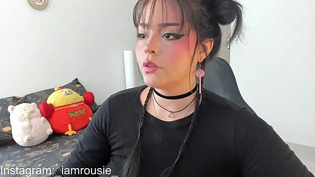 Snapshot of _iamrousie_ chatting on May 20, 2026, 1:17 pm iamrousie online show from May 20, 2026, 1:17 pm