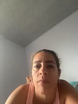 Snapshot of Natigoonzalez chatting on April 23, 2026, 1:13 pm Natigoonzalez online show from April 23, 2026, 1:13 pm