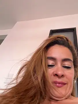 Snapshot of Natigoonzalez chatting on April 29, 2026, 5:30 pm Natigoonzalez online show from April 29, 2026, 5:30 pm