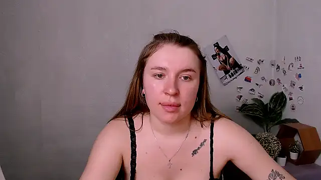 KassiaRayne  online show from April 10, 2026, 6:45 pm