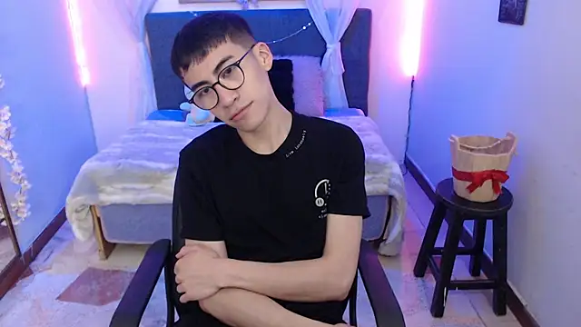 Andy Norton online show from April 15, 2026, 3:35 am