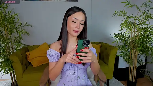 Riddle Lay online show from May 26, 2026, 9:27 am
