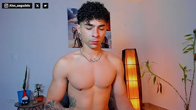 Snapshot of Alex_zt7 chatting on July 10, 2026, 5:04 pm Alex zt7 online show from July 10, 2026, 5:04 pm