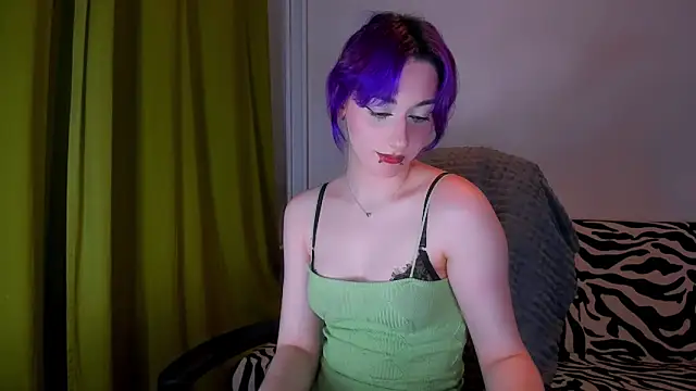 hadley mills online show from April 11, 2026, 6:12 pm