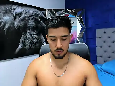 Snapshot of alangreek1 chatting on June 6, 2026, 1:32 am alangreek1 online show from June 6, 2026, 1:32 am