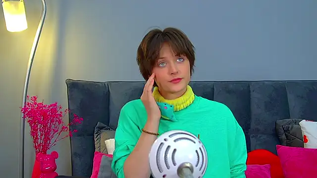 Snapshot of RitaRoses chatting on April 9, 2026, 3:06 pm RitaRoses online show from April 9, 2026, 3:06 pm