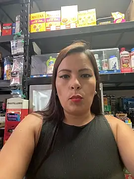 Snapshot of MIA_ROSSEEE chatting on June 5, 2026, 7:52 pm MIA ROSSEEE online show from June 5, 2026, 7:52 pm