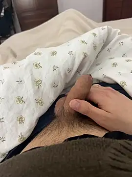 MikeMike189 online show from April 8, 2026, 10:54 pm