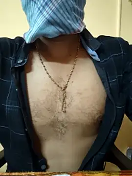 bullhottamil online show from April 11, 2026, 4:00 pm