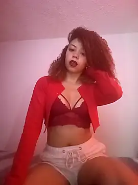 SweetJeii online show from April 28, 2026, 3:28 pm
