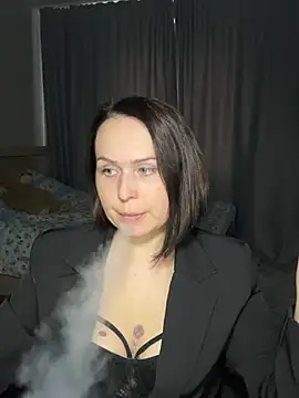 Snapshot of Hopefully_ chatting on July 17, 2026, 7:59 am Hopefully online show from July 17, 2026, 7:59 am