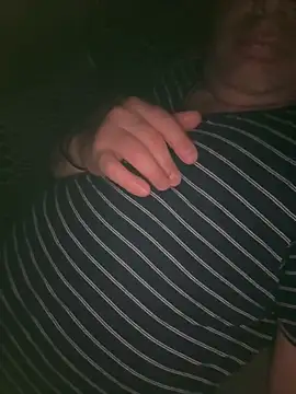 elysmay online show from April 9, 2026, 10:15 pm