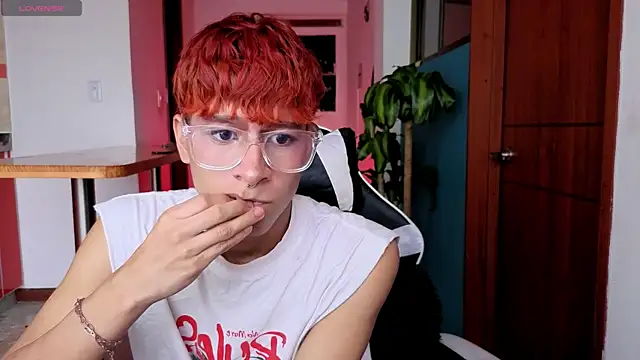 Ryan y tony online show from April 13, 2026, 2:11 pm