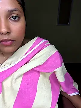 Tamilmoon006 online show from May 19, 2026, 3:40 pm