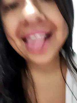 alisonnturbay online show from July 16, 2026, 3:23 am