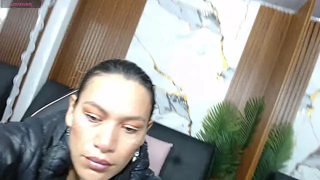 alonddra tay online show from May 3, 2026, 11:38 am