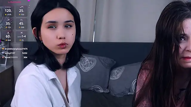 ReynaGrinvalsky online show from June 30, 2026, 9:21 am