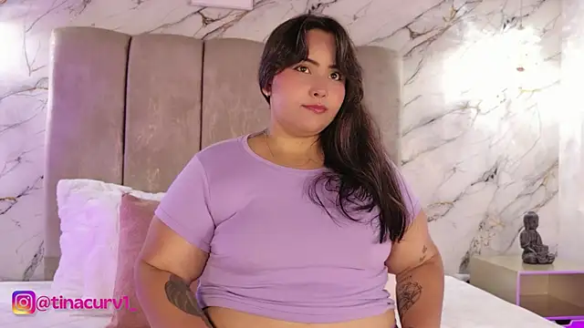 TinaCurv Pv online show from April 15, 2026, 12:12 pm