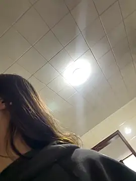 Lucyfer-fire online show from April 10, 2026, 11:26 am