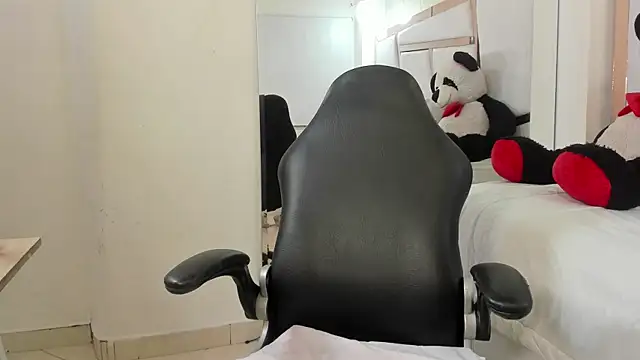 vanel lope online show from May 15, 2026, 11:12 pm