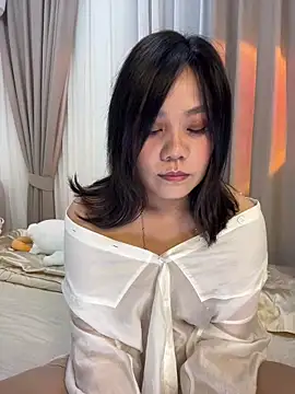 Snapshot of Feifei123521 chatting on April 12, 2026, 4:01 pm Feifei123521 online show from April 12, 2026, 4:01 pm