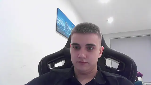 WARDEN w online show from April 16, 2026, 5:47 pm