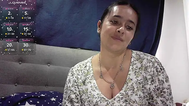 Snapshot of Estefany-magic chatting on August 3, 2026, 1:38 pm Estefany-magic online show from August 3, 2026, 1:38 pm