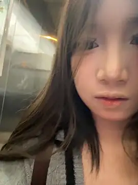 Snapshot of CCi-0329 chatting on April 12, 2026, 11:15 am CCi-0329 online show from April 12, 2026, 11:15 am