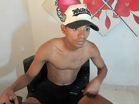 ozunabigcock online show from April 19, 2026, 7:51 am