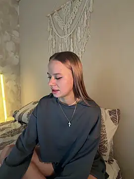 leyaaftermidnight online show from April 14, 2026, 9:15 am