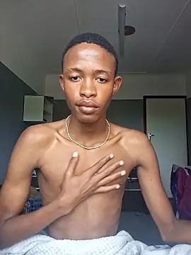 youngAndReckles online show from April 11, 2026, 7:24 am