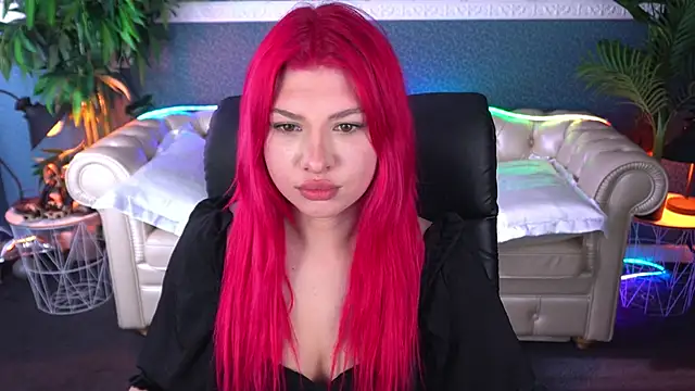 PinkyTrix online show from April 13, 2026, 12:54 pm