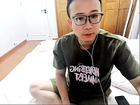 qwekissok online show from April 18, 2026, 12:42 pm