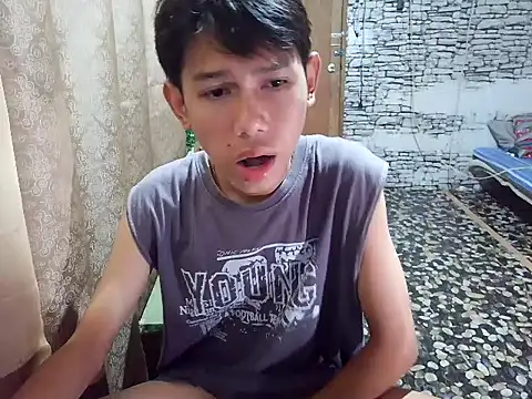 karsukcer online show from April 14, 2026, 1:33 am