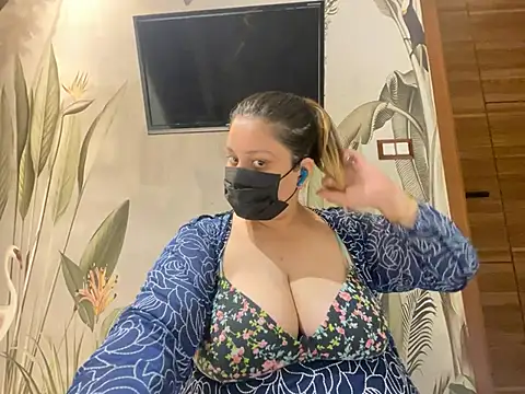 Snapshot of kavyasingh36 chatting on May 15, 2026, 11:01 pm kavyasingh36 online show from May 15, 2026, 11:01 pm