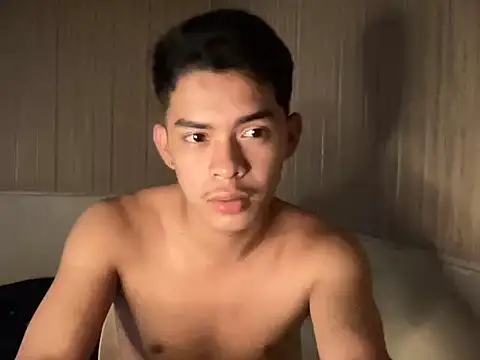 yourhotasian jhonpol16 online show from July 7, 2026, 8:51 am