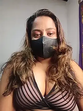 Snapshot of Suger_Lips_99 chatting on June 17, 2026, 7:04 pm Suger Lips 99 online show from June 17, 2026, 7:04 pm