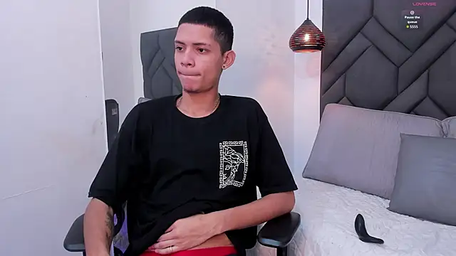 Axel marcus online show from April 11, 2026, 10:36 pm