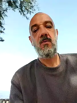 BigTwixxxx online show from July 16, 2026, 8:42 am