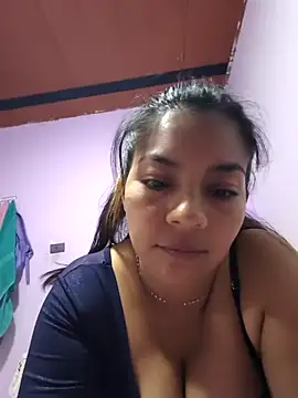 Snapshot of Tamaraxxx_hot chatting on May 2, 2026, 2:05 am Tamaraxxx hot online show from May 2, 2026, 2:05 am