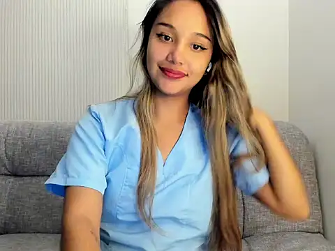 Snapshot of Miss_Taniac chatting on May 7, 2026, 2:06 am Miss Taniac online show from May 7, 2026, 2:06 am