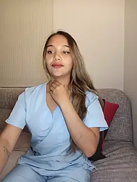 Snapshot of Miss_Taniac chatting on May 14, 2026, 2:18 am Miss Taniac online show from May 14, 2026, 2:18 am
