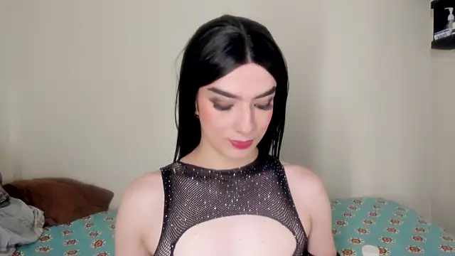 Snapshot of MelanyCollins_ chatting on May 12, 2026, 12:30 am MelanyCollins online show from May 12, 2026, 12:30 am