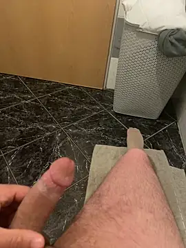 Snapshot of Nrwboy12 chatting on April 12, 2026, 1:32 am Nrwboy12 online show from April 12, 2026, 1:32 am