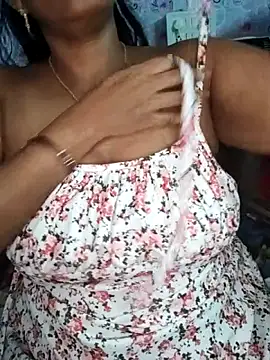 Snapshot of Mayuri-hot chatting on April 24, 2026, 4:31 pm Mayuri-hot online show from April 24, 2026, 4:31 pm