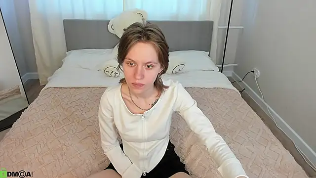 Snapshot of Milena_Milyan chatting on May 2, 2026, 1:10 am Milena Milyan online show from May 2, 2026, 1:10 am