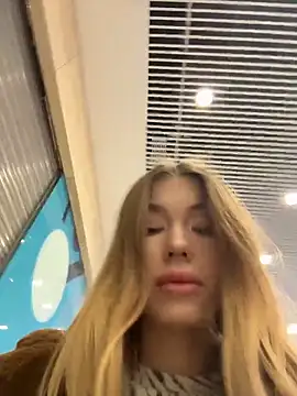 Snapshot of Risky_Mia69 chatting on April 16, 2026, 3:57 pm Risky Mia69 online show from April 16, 2026, 3:57 pm