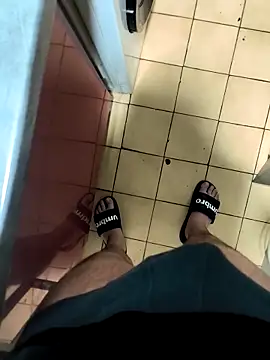 xaviier7777 online show from April 19, 2026, 8:55 pm