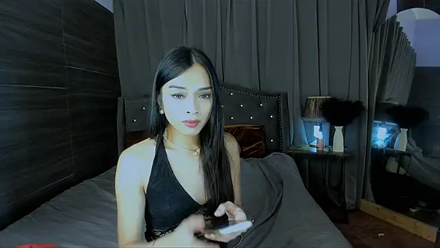 CharlotteFlare online show from July 9, 2026, 12:20 pm