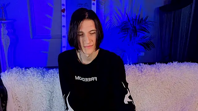 Klaude Jam online show from April 14, 2026, 8:48 pm